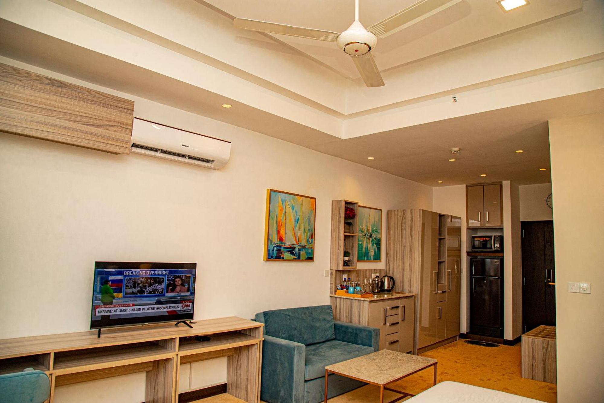 Ocean Breeze - Bliss On The Luxury By Serendib Vacation *